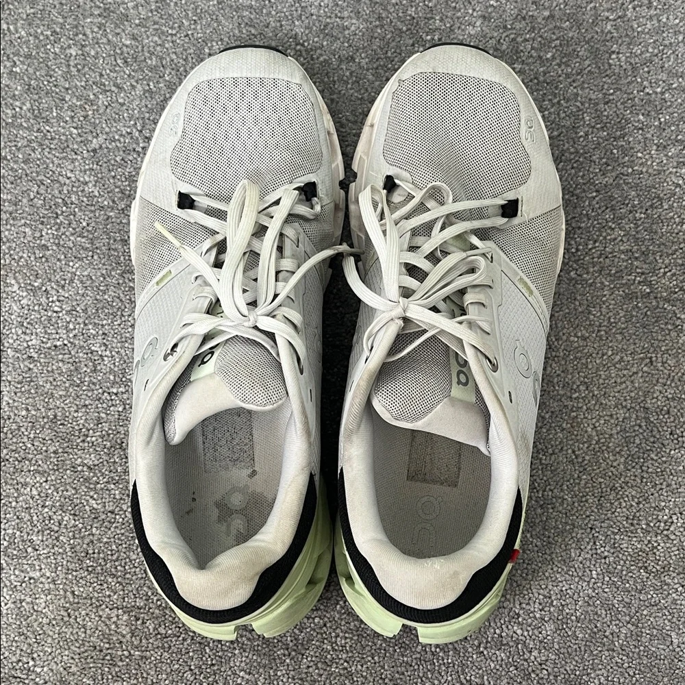 OnCloud Cloud Flyer 4 Mens size 10